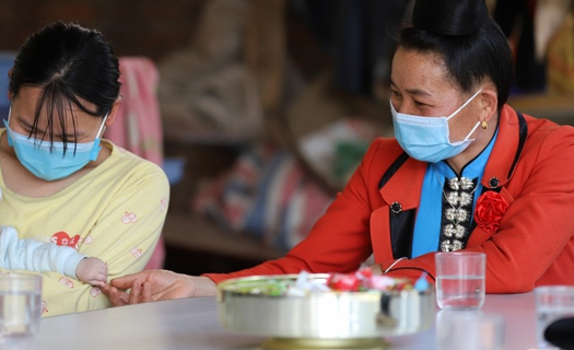 Việt Nam bảo đảm quyền được chăm sóc y tế công cộng cho người dân